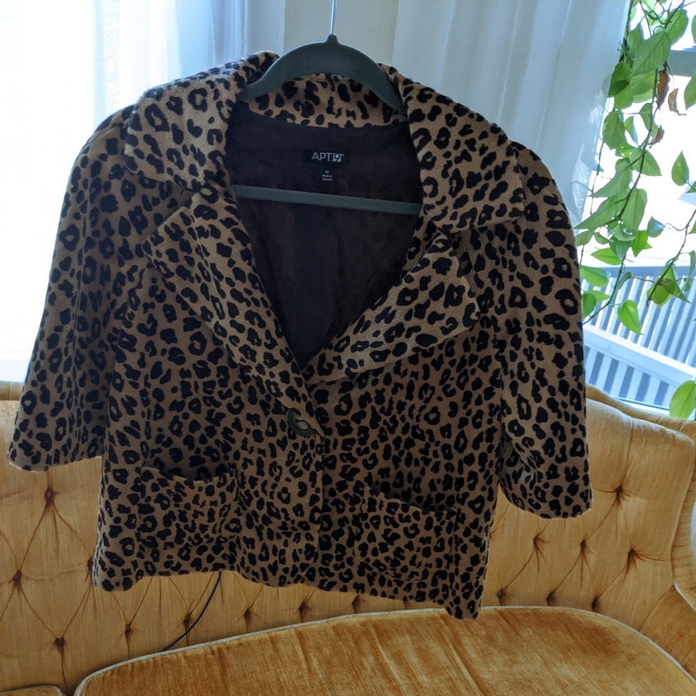 Faux leopard blazer